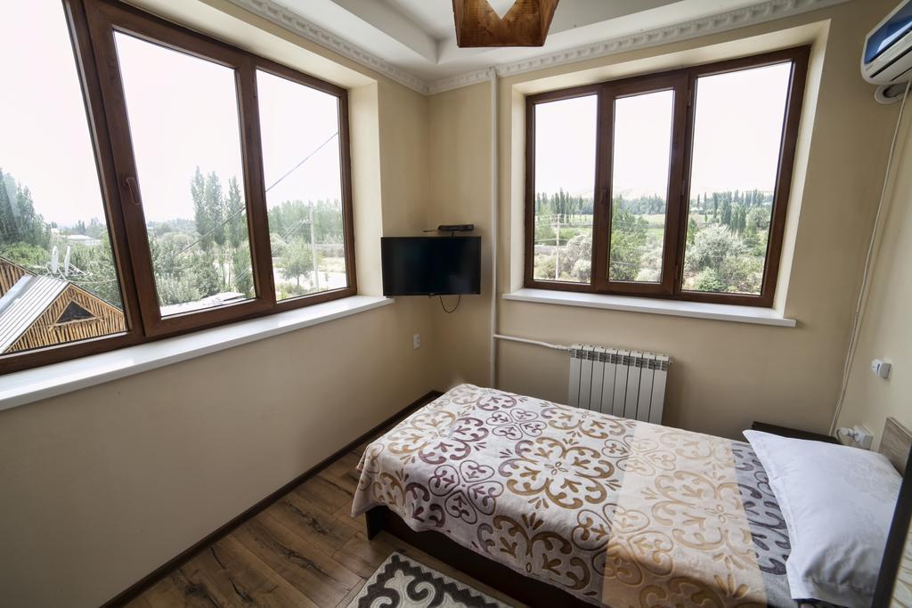 Ethno Boutique Hotel Osh Room photo